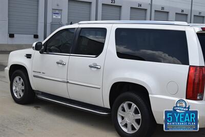 2012 Cadillac Escalade ESV LUXURY NAV BK/CAM S/ROOF 1 TX OWN   - Photo 16 - Stafford, TX 77477