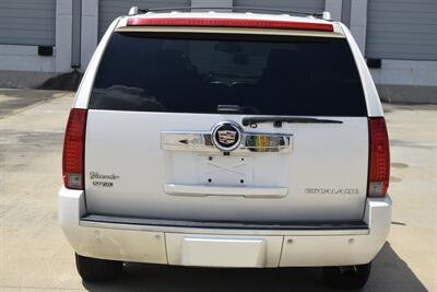 2012 Cadillac Escalade ESV LUXURY NAV BK/CAM S/ROOF 1 TX OWN   - Photo 20 - Stafford, TX 77477