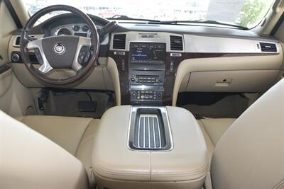 2012 Cadillac Escalade ESV LUXURY NAV BK/CAM S/ROOF 1 TX OWN   - Photo 25 - Stafford, TX 77477