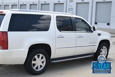 2012 Cadillac Escalade ESV LUXURY NAV BK/CAM S/ROOF 1 TX OWN   - Photo 17 - Stafford, TX 77477