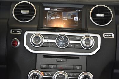 2016 Land Rover LR4   - Photo 26 - Stafford, TX 77477