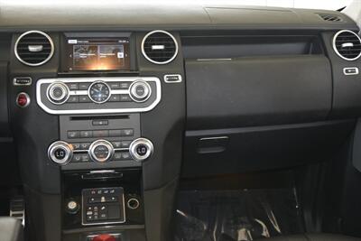 2016 Land Rover LR4   - Photo 24 - Stafford, TX 77477