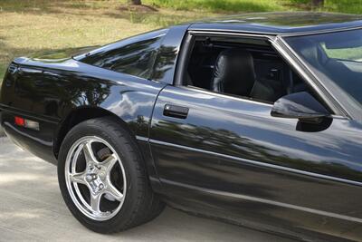 1994 Chevrolet Corvette COUPE 6 SPD MANUAL 36K LOW MILES GARAGED LOADED   - Photo 8 - Stafford, TX 77477