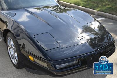 1994 Chevrolet Corvette COUPE 6 SPD MANUAL 36K LOW MILES GARAGED LOADED   - Photo 11 - Stafford, TX 77477