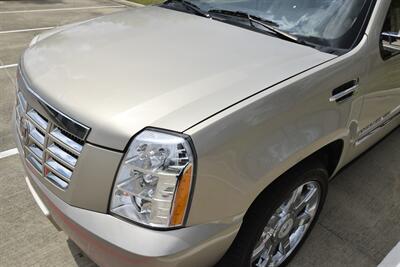 2010 Cadillac Escalade ESV AWD PREMIUM NAV ROOF BK/CAM FRESH TRADE CLEAN   - Photo 10 - Stafford, TX 77477