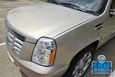 2010 Cadillac Escalade ESV AWD PREMIUM NAV ROOF BK/CAM FRESH TRADE CLEAN   - Photo 10 - Stafford, TX 77477