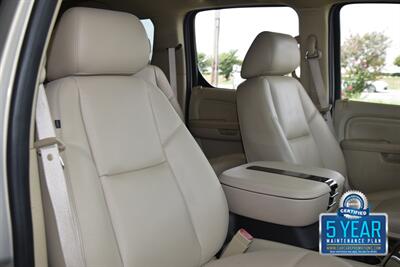 2010 Cadillac Escalade ESV AWD PREMIUM NAV ROOF BK/CAM FRESH TRADE CLEAN   - Photo 32 - Stafford, TX 77477