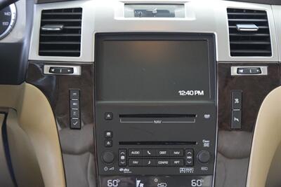 2010 Cadillac Escalade ESV AWD PREMIUM NAV ROOF BK/CAM FRESH TRADE CLEAN   - Photo 26 - Stafford, TX 77477