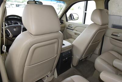 2010 Cadillac Escalade ESV AWD PREMIUM NAV ROOF BK/CAM FRESH TRADE CLEAN   - Photo 33 - Stafford, TX 77477