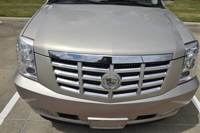 2010 Cadillac Escalade ESV AWD PREMIUM NAV ROOF BK/CAM FRESH TRADE CLEAN   - Photo 12 - Stafford, TX 77477
