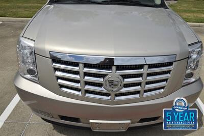 2010 Cadillac Escalade ESV AWD PREMIUM NAV ROOF BK/CAM FRESH TRADE CLEAN   - Photo 12 - Stafford, TX 77477