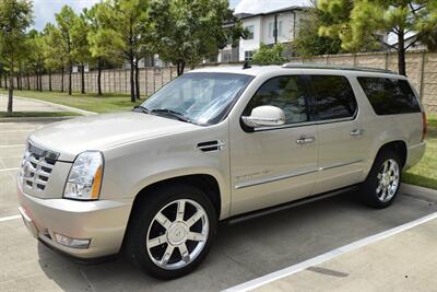 2010 Cadillac Escalade ESV AWD PREMIUM NAV ROOF BK/CAM FRESH TRADE CLEAN   - Photo 5 - Stafford, TX 77477