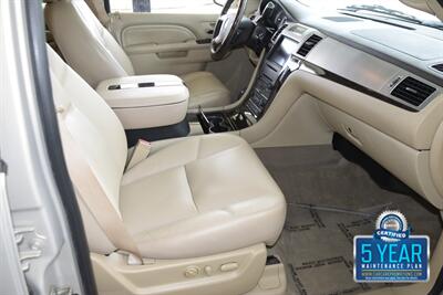 2010 Cadillac Escalade ESV AWD PREMIUM NAV ROOF BK/CAM FRESH TRADE CLEAN   - Photo 30 - Stafford, TX 77477
