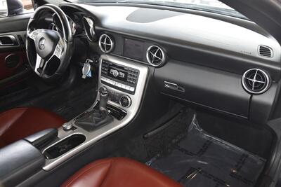 2013 Mercedes-Benz SLK 350   - Photo 21 - Stafford, TX 77477