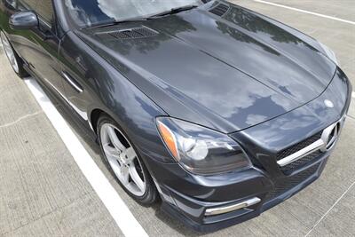 2013 Mercedes-Benz SLK 350   - Photo 9 - Stafford, TX 77477