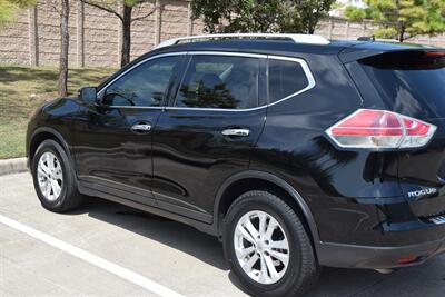 2016 Nissan Rogue SV BK/CAM ALL PWR OPTIONS HWY MILES FRESH TRADE   - Photo 18 - Stafford, TX 77477