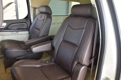 2009 Cadillac Escalade ESV AWD PLATINUM EDI HWY MILES TOP LOADED NICE   - Photo 38 - Stafford, TX 77477