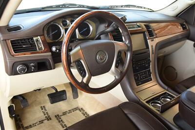 2009 Cadillac Escalade ESV AWD PLATINUM EDI HWY MILES TOP LOADED NICE   - Photo 28 - Stafford, TX 77477