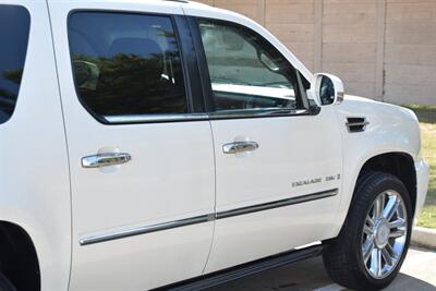 2009 Cadillac Escalade ESV AWD PLATINUM EDI HWY MILES TOP LOADED NICE   - Photo 18 - Stafford, TX 77477