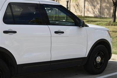 2017 Ford Explorer POLICE INTERCEPTOR AWD HWY MILES NEW TRADE CLEAN   - Photo 21 - Stafford, TX 77477