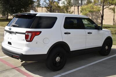 2017 Ford Explorer POLICE INTERCEPTOR AWD HWY MILES NEW TRADE CLEAN   - Photo 17 - Stafford, TX 77477