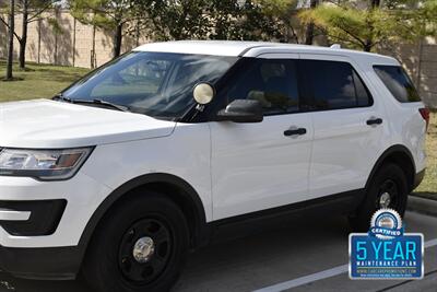 2017 Ford Explorer POLICE INTERCEPTOR AWD HWY MILES NEW TRADE CLEAN   - Photo 7 - Stafford, TX 77477