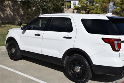 2017 Ford Explorer POLICE INTERCEPTOR AWD HWY MILES NEW TRADE CLEAN   - Photo 18 - Stafford, TX 77477