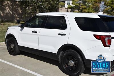 2017 Ford Explorer POLICE INTERCEPTOR AWD HWY MILES NEW TRADE CLEAN   - Photo 18 - Stafford, TX 77477