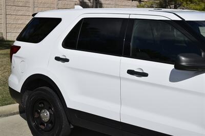 2017 Ford Explorer POLICE INTERCEPTOR AWD HWY MILES NEW TRADE CLEAN   - Photo 8 - Stafford, TX 77477