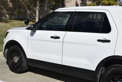 2017 Ford Explorer POLICE INTERCEPTOR AWD HWY MILES NEW TRADE CLEAN   - Photo 20 - Stafford, TX 77477