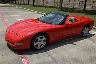 1998 Chevrolet Corvette CONVERTIBLE 6SPD MANUAL 37K LOW MILES NEW TRADE IN   - Photo 6 - Stafford, TX 77477