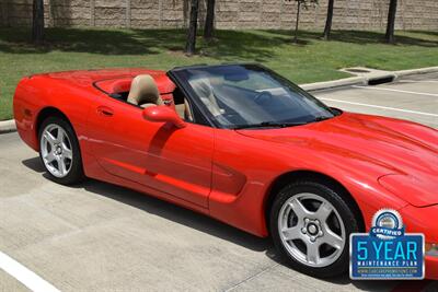 1998 Chevrolet Corvette CONVERTIBLE 6SPD MANUAL 37K LOW MILES NEW TRADE IN   - Photo 7 - Stafford, TX 77477