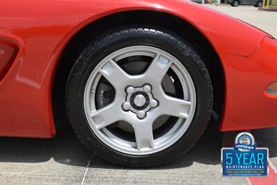 1998 Chevrolet Corvette CONVERTIBLE 6SPD MANUAL 37K LOW MILES NEW TRADE IN   - Photo 31 - Stafford, TX 77477
