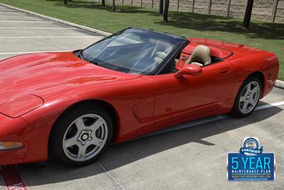 1998 Chevrolet Corvette CONVERTIBLE 6SPD MANUAL 37K LOW MILES NEW TRADE IN   - Photo 8 - Stafford, TX 77477