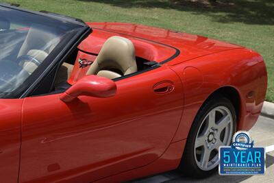 1998 Chevrolet Corvette CONVERTIBLE 6SPD MANUAL 37K LOW MILES NEW TRADE IN   - Photo 10 - Stafford, TX 77477