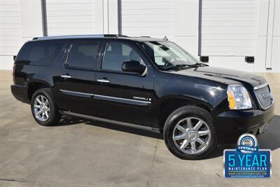 2008 GMC Yukon XL DENALI AWD NAV BK/CAM ROOF HTD SEATS NICE   - Photo 1 - Stafford, TX 77477