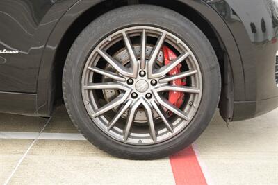 2019 Maserati Levante S GranLusso BRN/GRAY INT NAV 74K MILES FRESH TRADE   - Photo 41 - Stafford, TX 77477