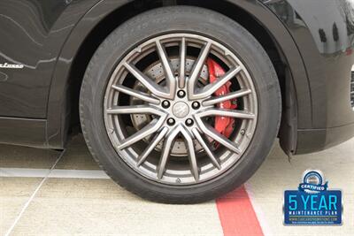 2019 Maserati Levante S GranLusso BRN/GRAY INT NAV 74K MILES FRESH TRADE   - Photo 41 - Stafford, TX 77477