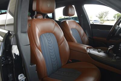 2019 Maserati Levante S GranLusso BRN/GRAY INT NAV 74K MILES FRESH TRADE   - Photo 34 - Stafford, TX 77477