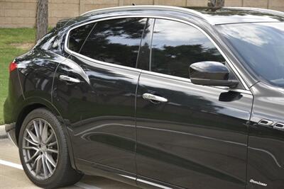 2019 Maserati Levante S GranLusso BRN/GRAY INT NAV 74K MILES FRESH TRADE   - Photo 8 - Stafford, TX 77477