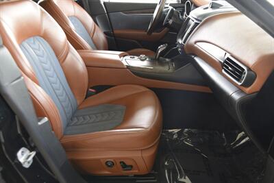 2019 Maserati Levante S GranLusso BRN/GRAY INT NAV 74K MILES FRESH TRADE   - Photo 32 - Stafford, TX 77477