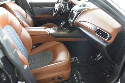 2019 Maserati Levante S GranLusso BRN/GRAY INT NAV 74K MILES FRESH TRADE   - Photo 31 - Stafford, TX 77477