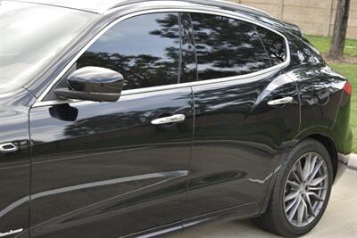 2019 Maserati Levante S GranLusso BRN/GRAY INT NAV 74K MILES FRESH TRADE   - Photo 9 - Stafford, TX 77477