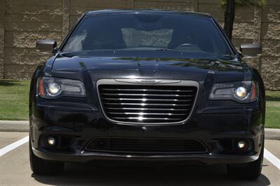 2014 Chrysler 300C JOHN VARVATOS LUXURY PKG NAV PANO 65K LOW MILES   - Photo 3 - Stafford, TX 77477