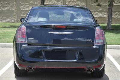 2014 Chrysler 300C JOHN VARVATOS LUXURY PKG NAV PANO 65K LOW MILES   - Photo 23 - Stafford, TX 77477