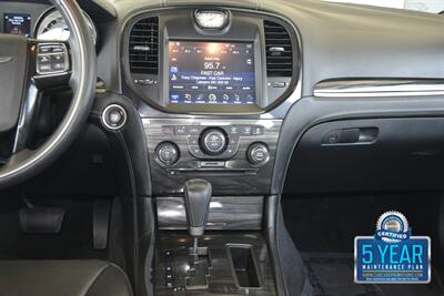 2014 Chrysler 300C JOHN VARVATOS LUXURY PKG NAV PANO 65K LOW MILES   - Photo 32 - Stafford, TX 77477