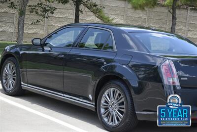 2014 Chrysler 300C JOHN VARVATOS LUXURY PKG NAV PANO 65K LOW MILES   - Photo 18 - Stafford, TX 77477