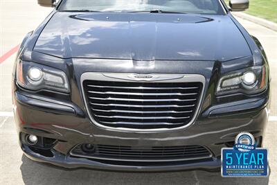2014 Chrysler 300C JOHN VARVATOS LUXURY PKG NAV PANO 65K LOW MILES   - Photo 12 - Stafford, TX 77477
