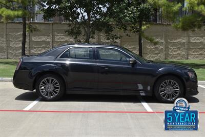 2014 Chrysler 300C JOHN VARVATOS LUXURY PKG NAV PANO 65K LOW MILES   - Photo 14 - Stafford, TX 77477