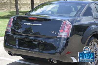 2014 Chrysler 300C JOHN VARVATOS LUXURY PKG NAV PANO 65K LOW MILES   - Photo 22 - Stafford, TX 77477